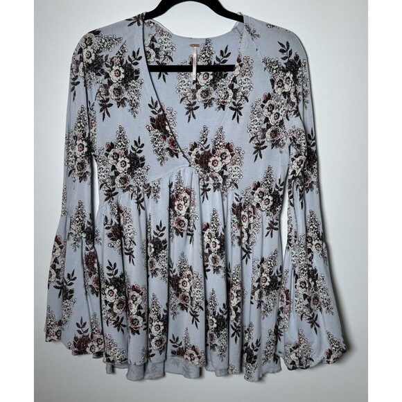 Free People Womens Medium Floral Peplum Blouse Blue Bell Sleeve V Neck Stretch - Picture 1 of 14